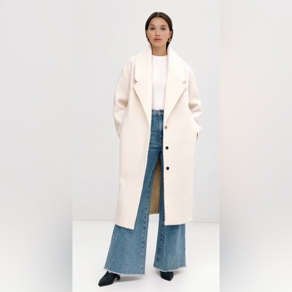 Elegant Cream 100% Wool Coat